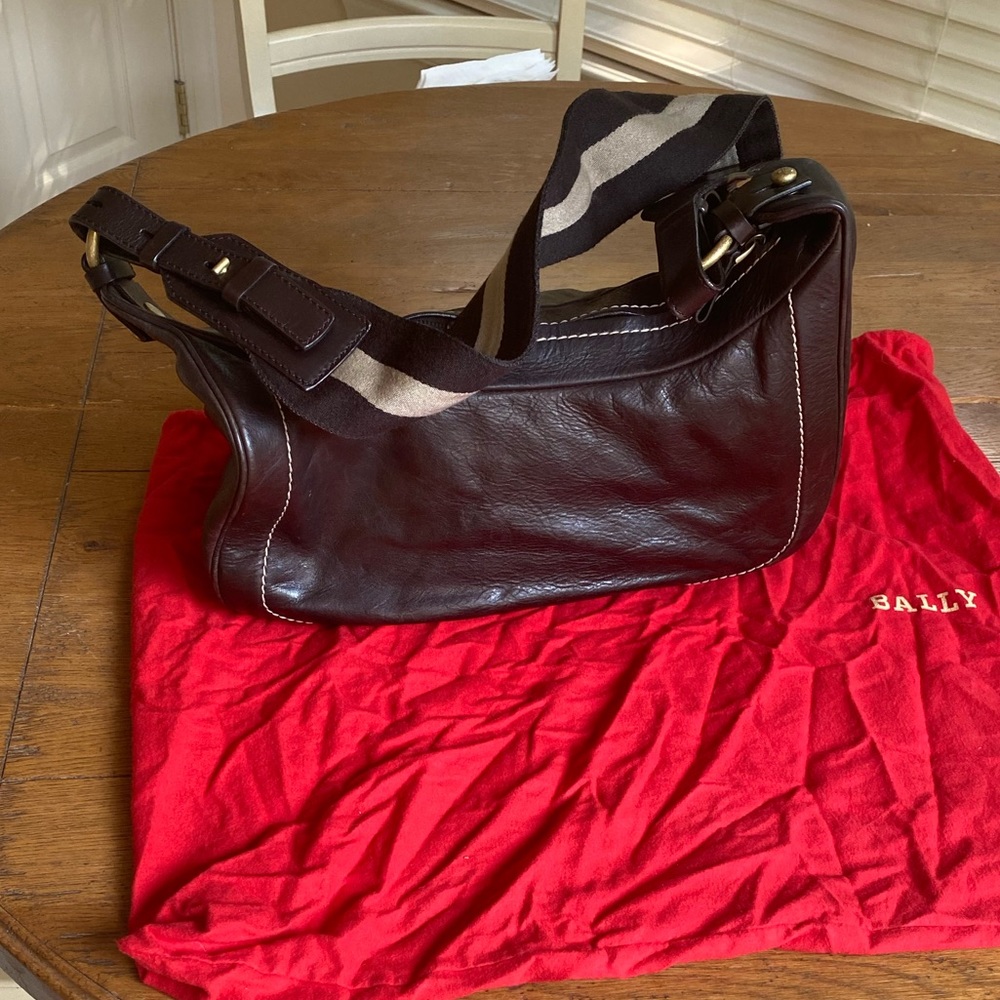 Bally brown leather bag with thick guitar strap